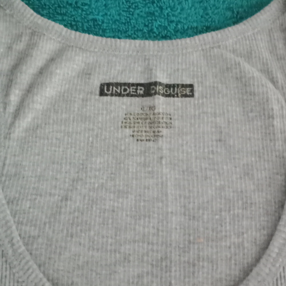 đ§ Tank top - Picture 3 of 3